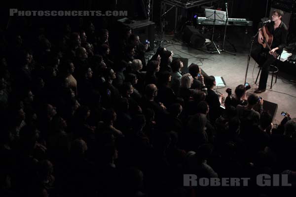 BRETT ANDERSON - 2010-02-05 - PARIS - Divan du Monde - 